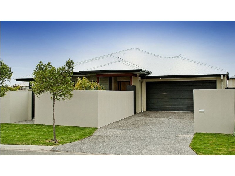 103 Compass Drive, Biggera Waters QLD 4216