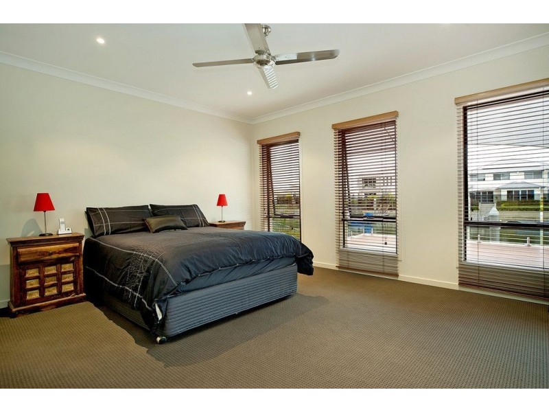 103 Compass Drive, Biggera Waters QLD 4216