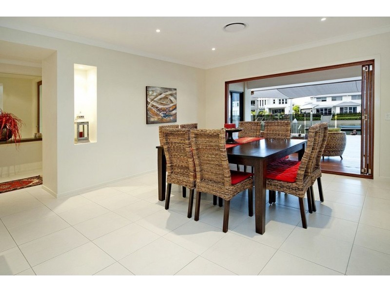 103 Compass Drive, Biggera Waters QLD 4216