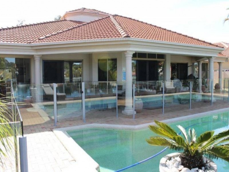 26/40 Cotlew Street East, Southport QLD 4215
