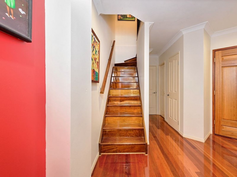 1/14 Miami Shore Parade, Miami QLD 4220