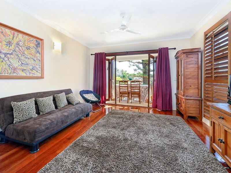 1/14 Miami Shore Parade, Miami QLD 4220