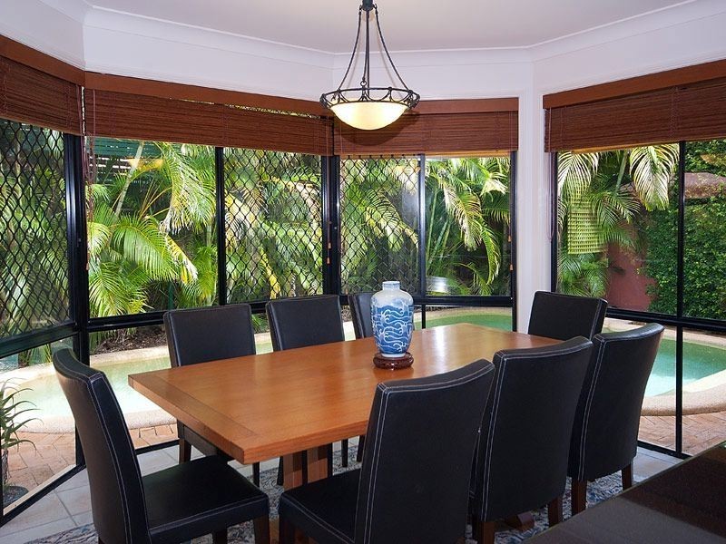 14 Cleland Crescent, Broadbeach Waters QLD 4218