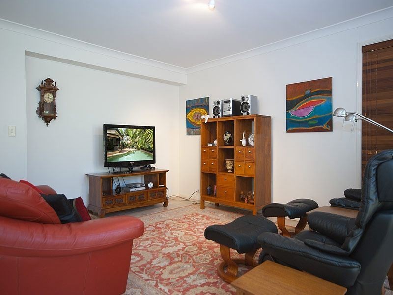 14 Cleland Crescent, Broadbeach Waters QLD 4218