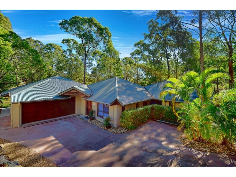 63 Simpsons Road, Elanora QLD 4221