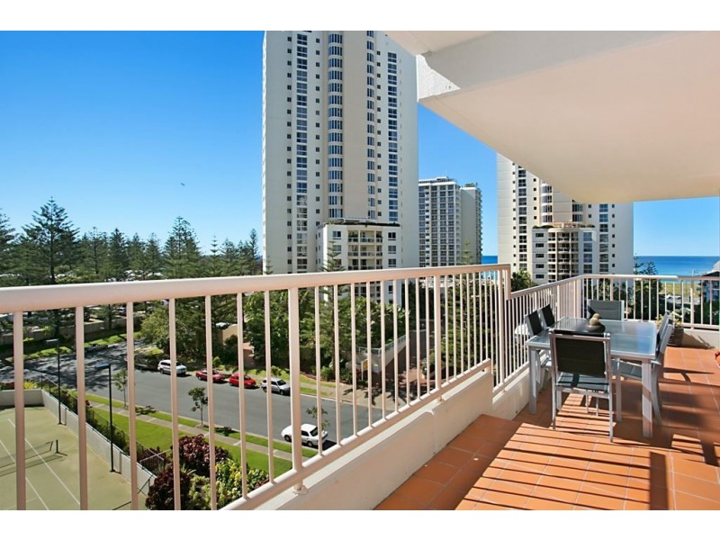 601/1 Peak Avenue ‘Park Lane’, Main Beach QLD 4217