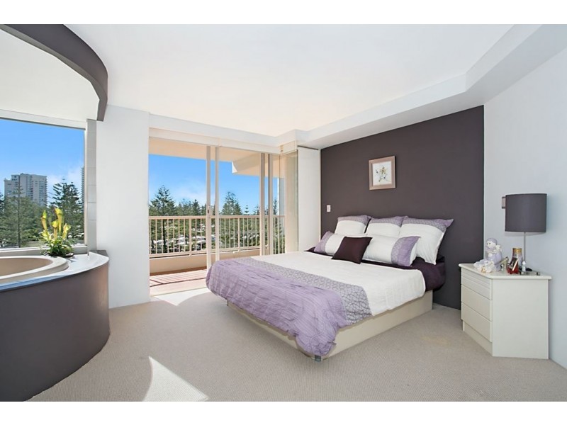 601/1 Peak Avenue ‘Park Lane’, Main Beach QLD 4217