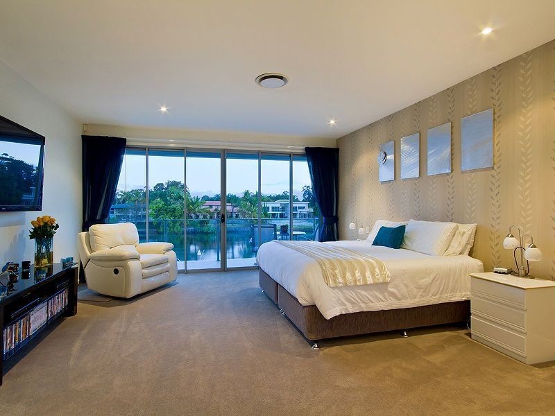 8 Binda Place, Sorrento QLD 4217