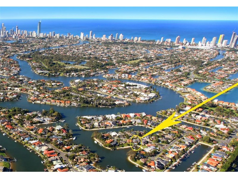 6 Nootka Court, Broadbeach Waters QLD 4218