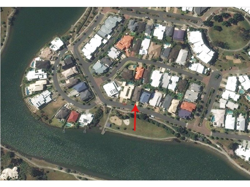 21 Port Peyra Crescent, Varsity Lakes QLD 4227