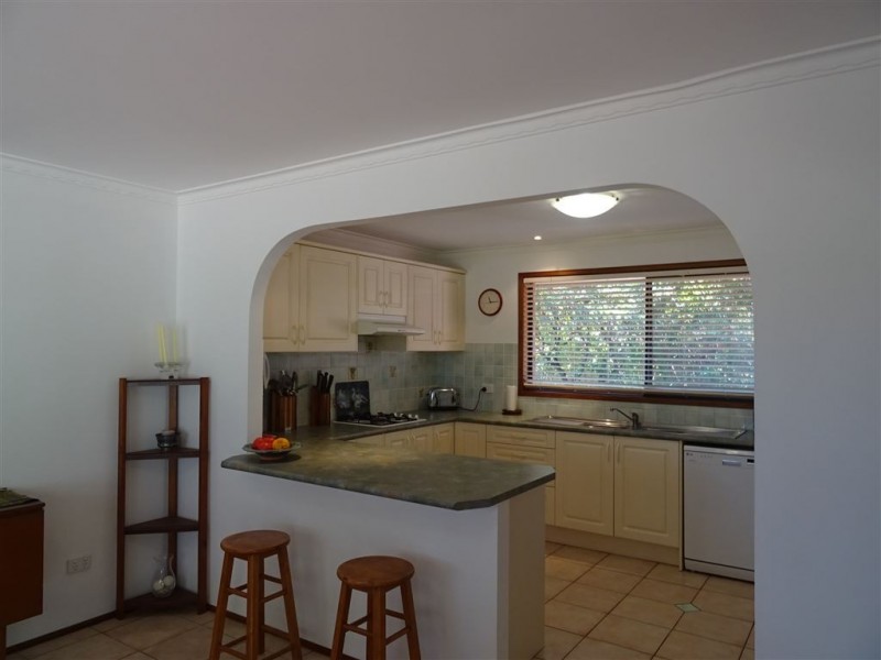 47 Rawlinna Drive, Mermaid Waters QLD 4218
