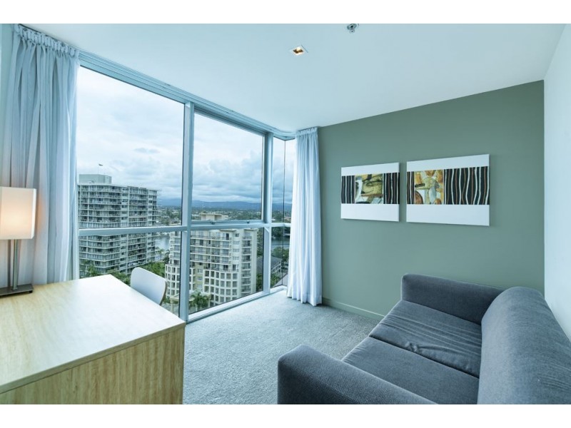 18 Enderley Ave, Surfers Paradise QLD 4217