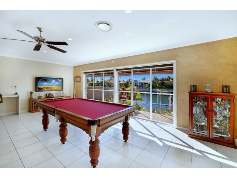 10 Grand Canal Way, Runaway Bay QLD 4216