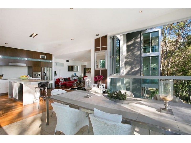 10 James Street, Currumbin QLD 4223