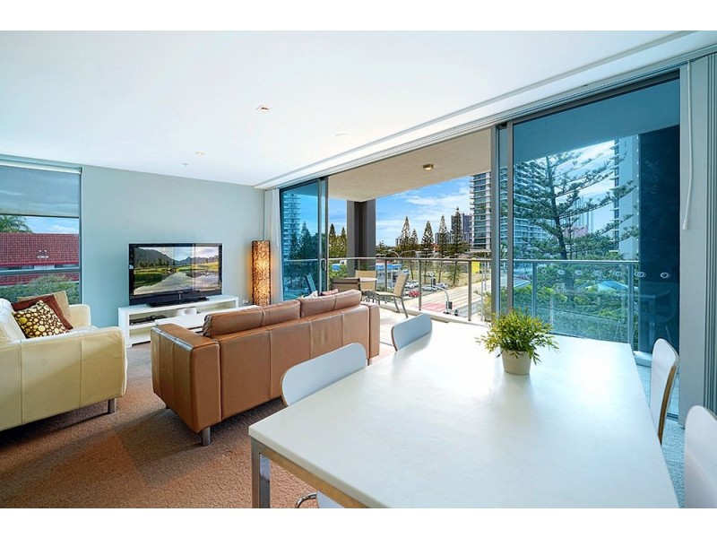 18 Enderley Ave, Surfers Paradise QLD 4217