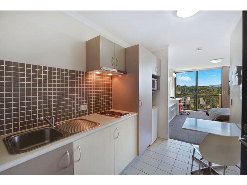 717/25 Lake Orr Drive, Robina QLD 4226