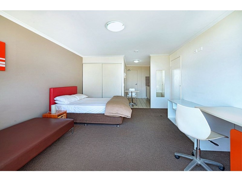 717/25 Lake Orr Drive, Robina QLD 4226