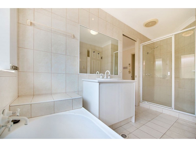 61 Port Jackson Boulevard, Clear Island Waters QLD 4226