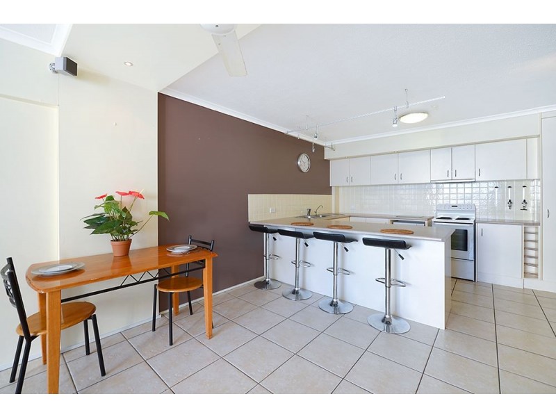 7 View Avenue, Surfers Paradise QLD 4217