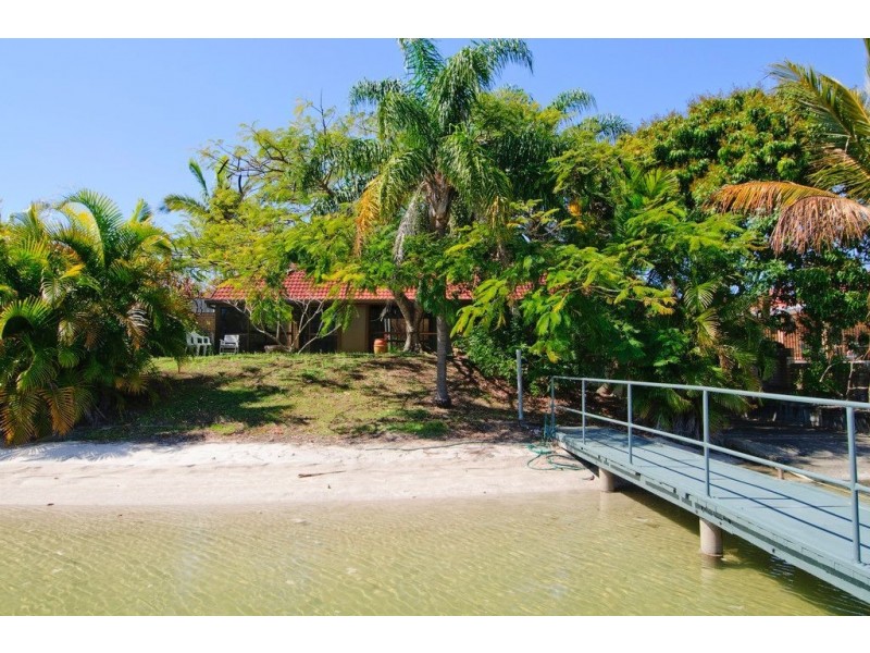 20 Drysdale Place, Paradise Point QLD 4216