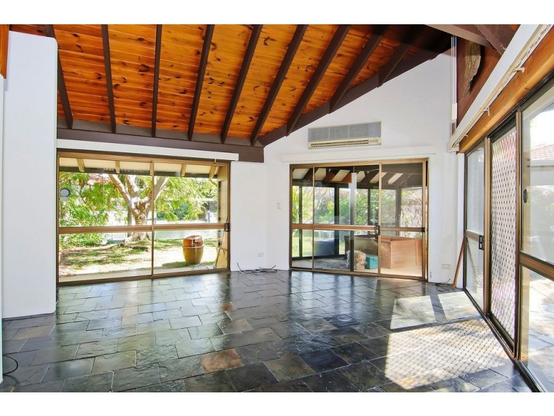 20 Drysdale Place, Paradise Point QLD 4216