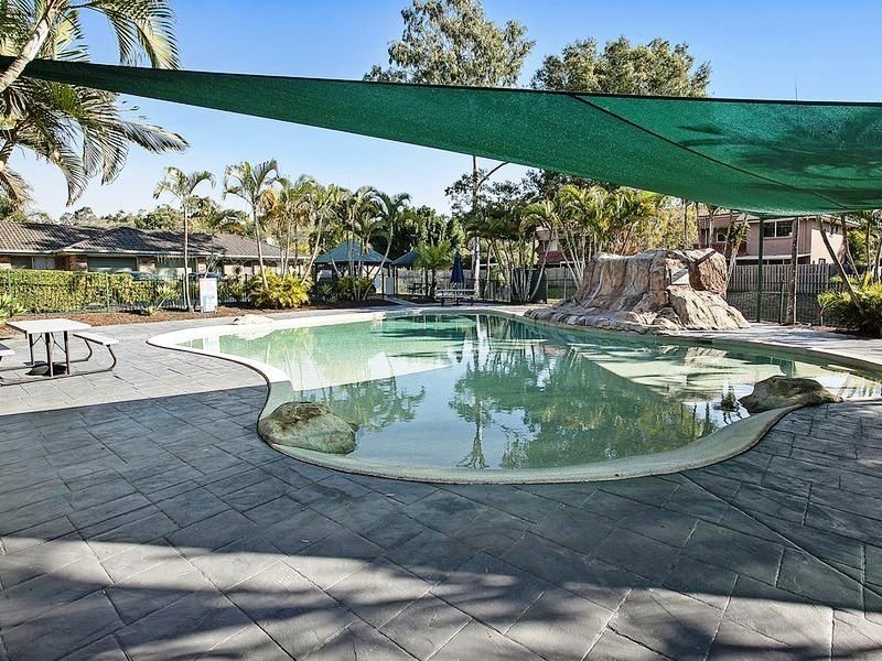 27/1A Alison Road, Carrara QLD 4211