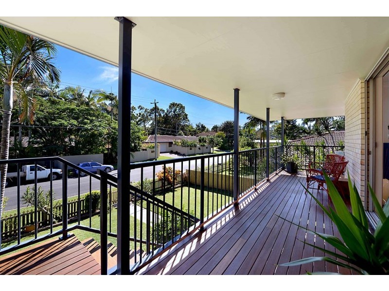 11 Tallara Street, Coombabah QLD 4216