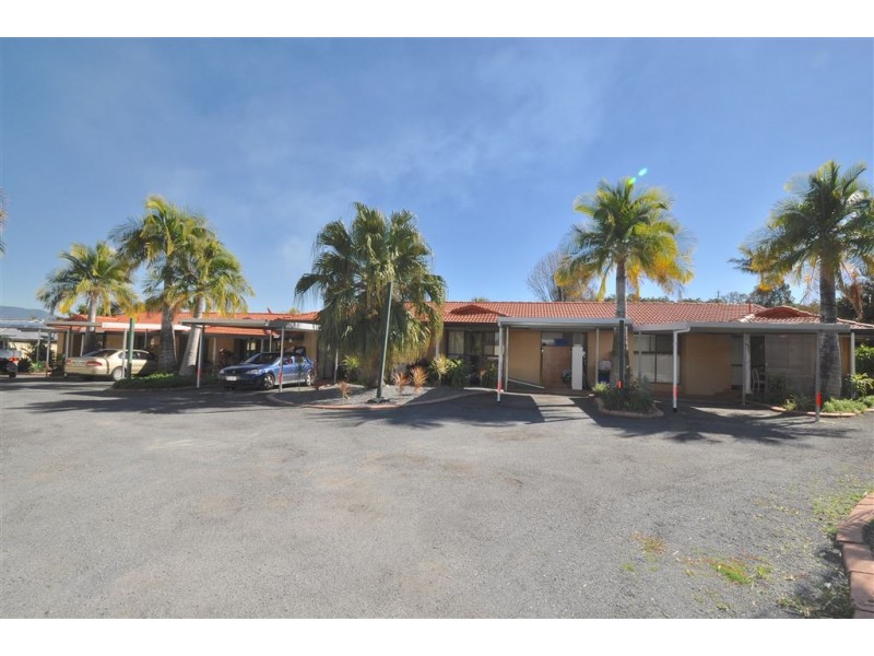 7 Stewart Parade, Ashmore QLD 4214