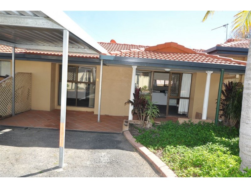 7 Stewart Parade, Ashmore QLD 4214