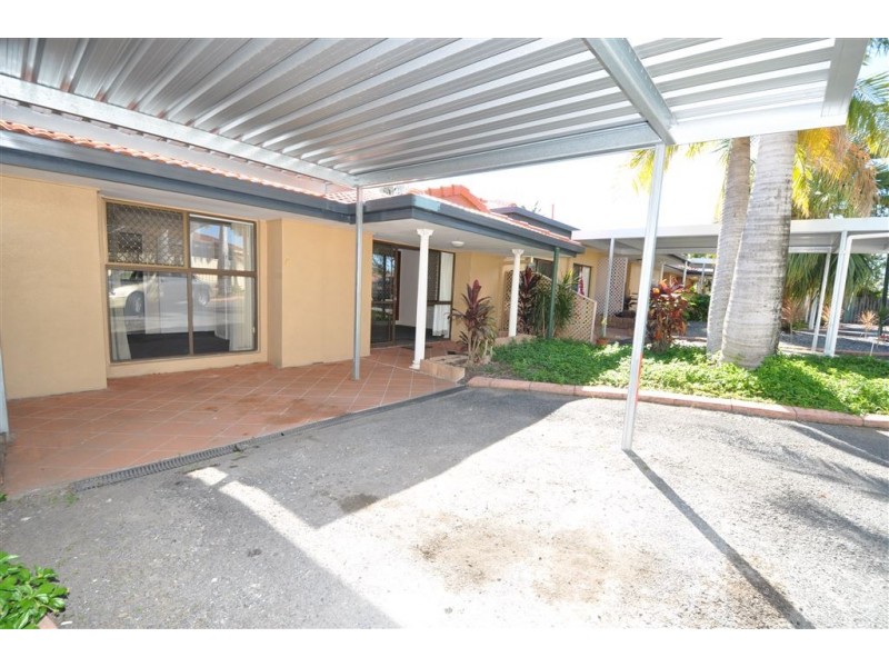 7 Stewart Parade, Ashmore QLD 4214