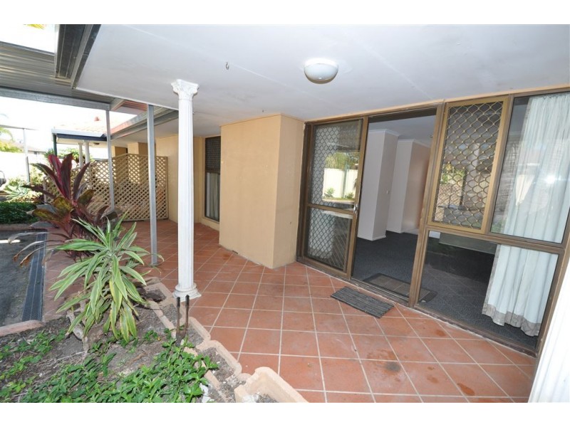 7 Stewart Parade, Ashmore QLD 4214