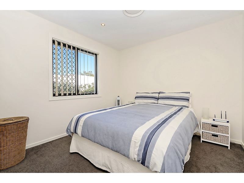 5 Mac Close, Oxenford QLD 4210