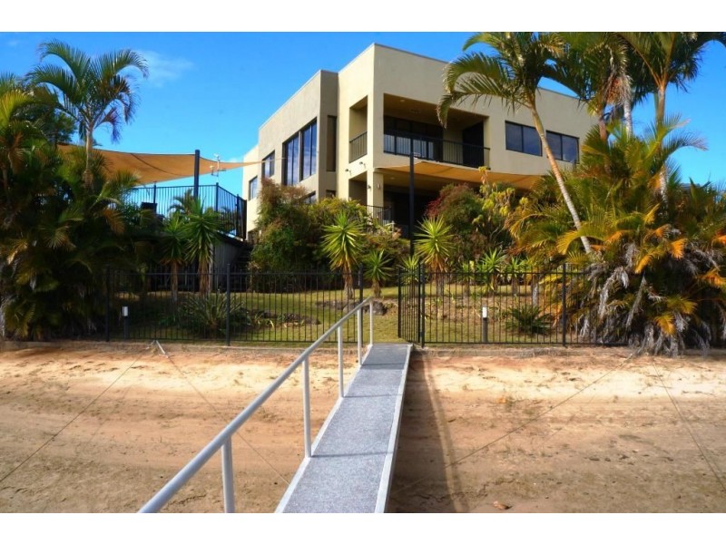 40 Tosti Street, Bundall QLD 4217