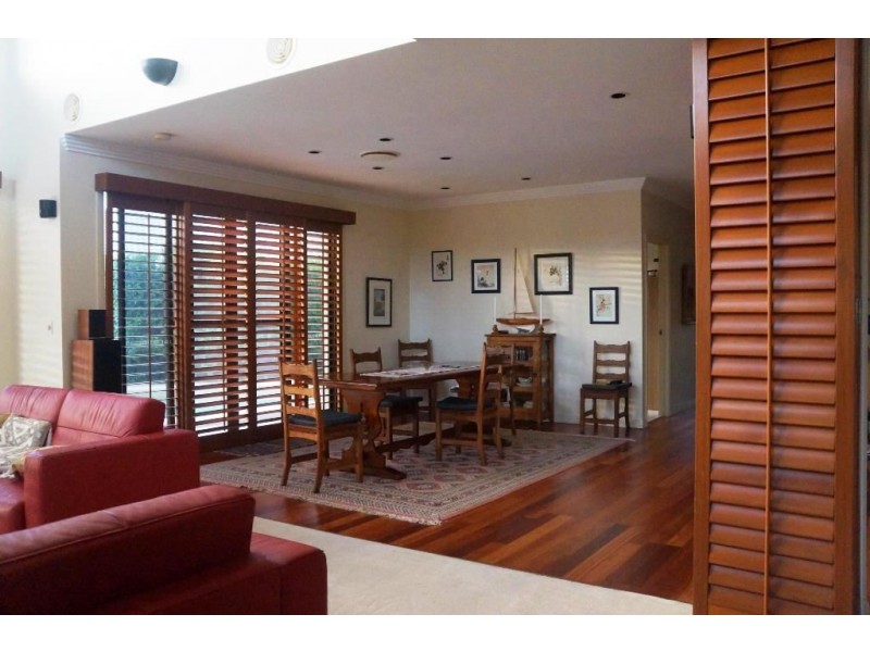 40 Tosti Street, Bundall QLD 4217