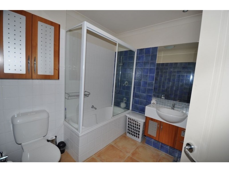 1004/1 The Cove Crescent, Carrara QLD 4211