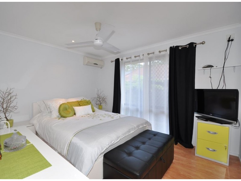 113 Bamboo Avenue, Benowa QLD 4217