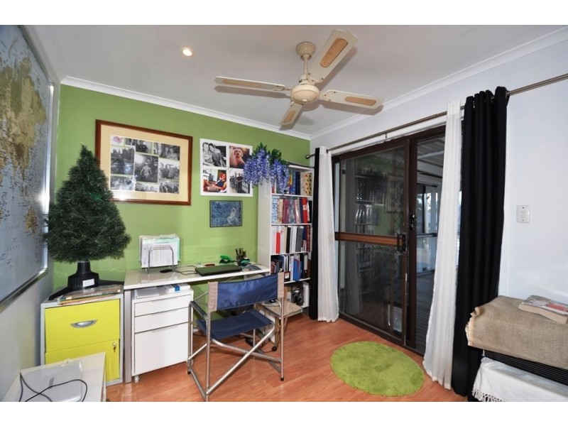 113 Bamboo Avenue, Benowa QLD 4217