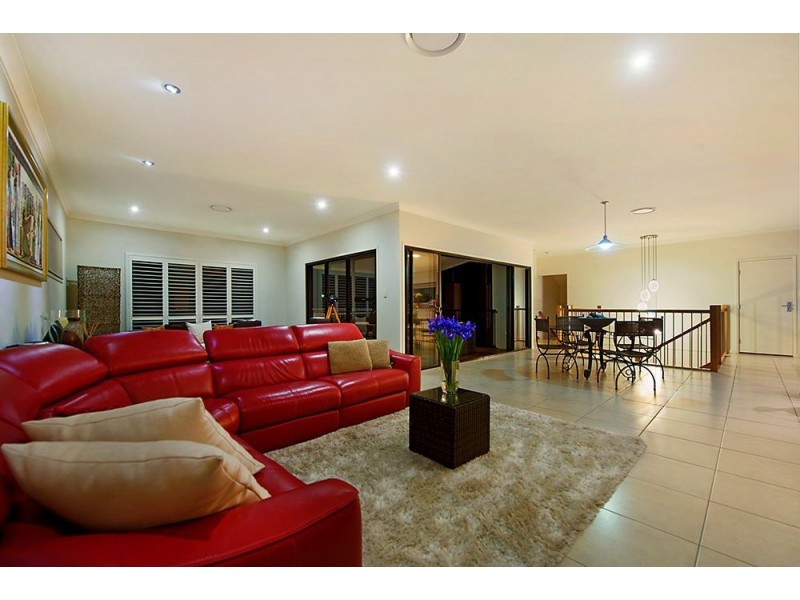 12 Culgoora Crescent, Reedy Creek QLD 4227