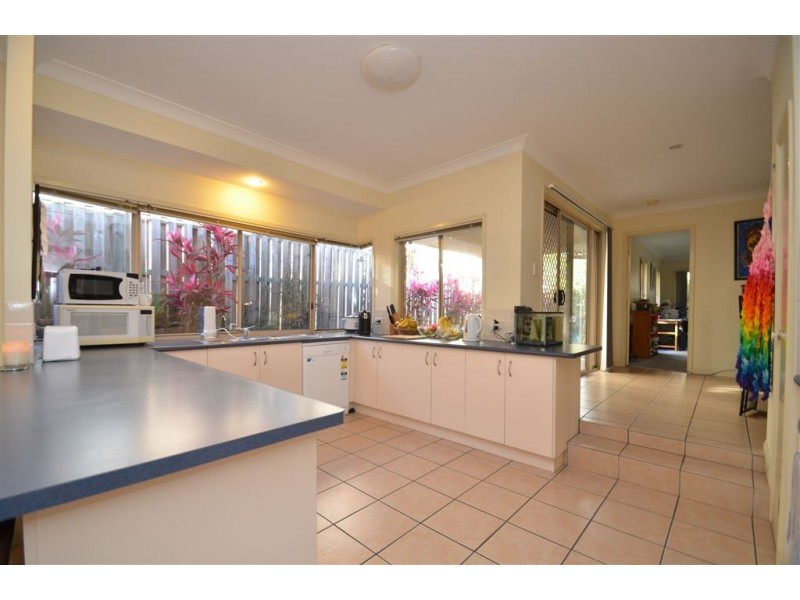 7 Mulgrave Crescent, Varsity Lakes QLD 4227