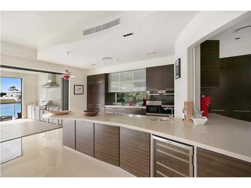 1008 Edgecliff Drive, Sanctuary Cove QLD 4212