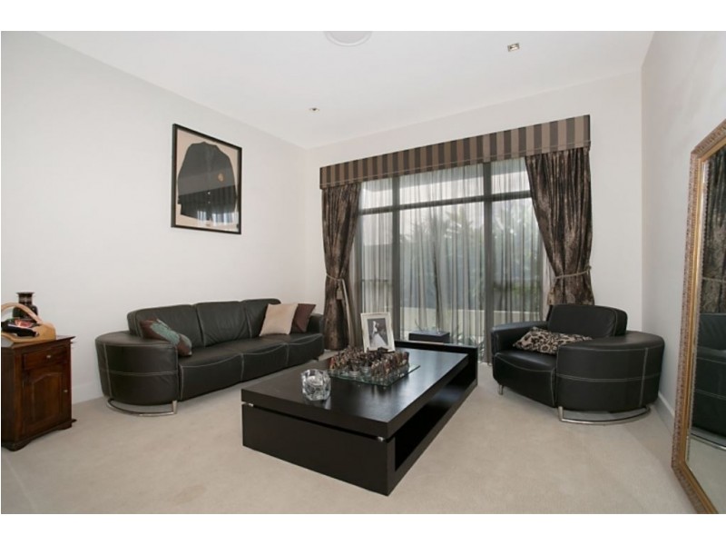 1008 Edgecliff Drive, Sanctuary Cove QLD 4212