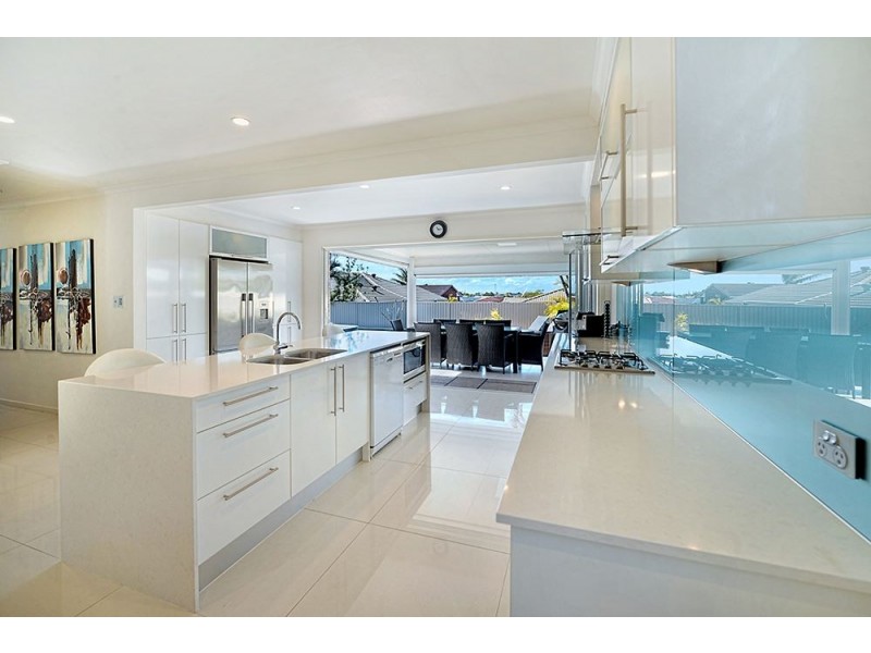 159 Paradise Parade, Hollywell QLD 4216