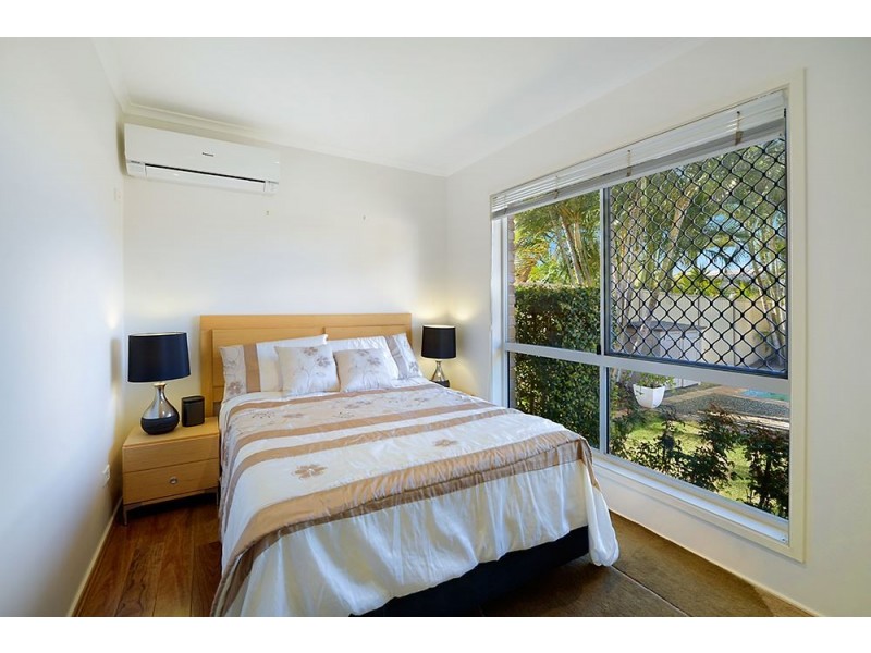 159 Paradise Parade, Hollywell QLD 4216