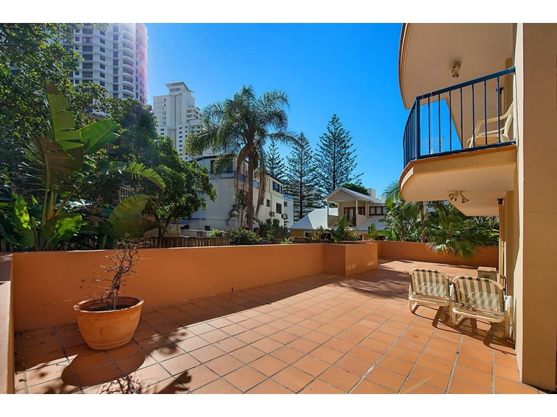 3/93 Old Burleigh Road, Broadbeach QLD 4218