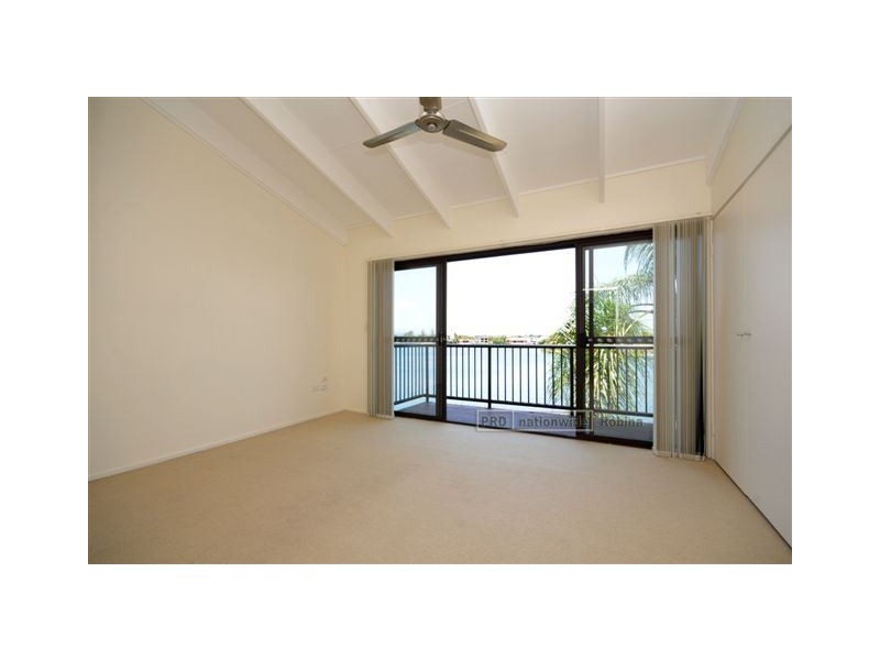 17 Duet Drive, Mermaid Waters QLD 4218