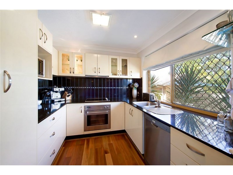 25 Watford Crescent, Molendinar QLD 4214