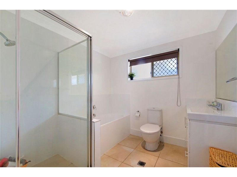 25 Watford Crescent, Molendinar QLD 4214