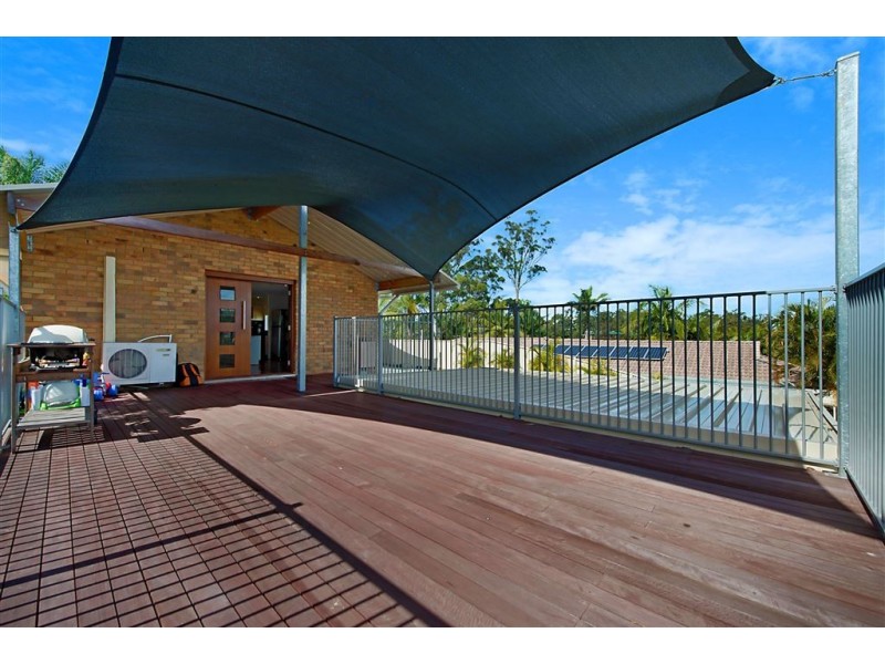 25 Watford Crescent, Molendinar QLD 4214