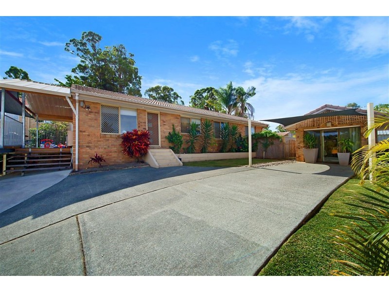25 Watford Crescent, Molendinar QLD 4214