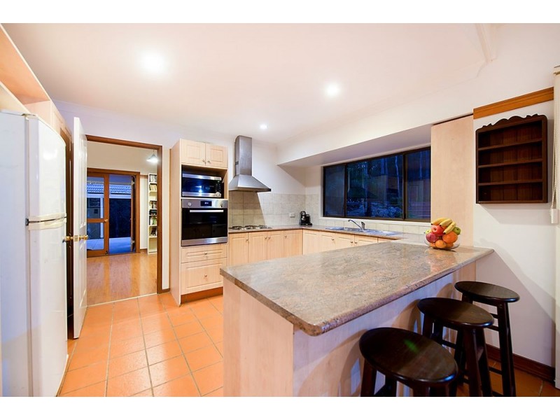 11 Marina Court, Worongary QLD 4213